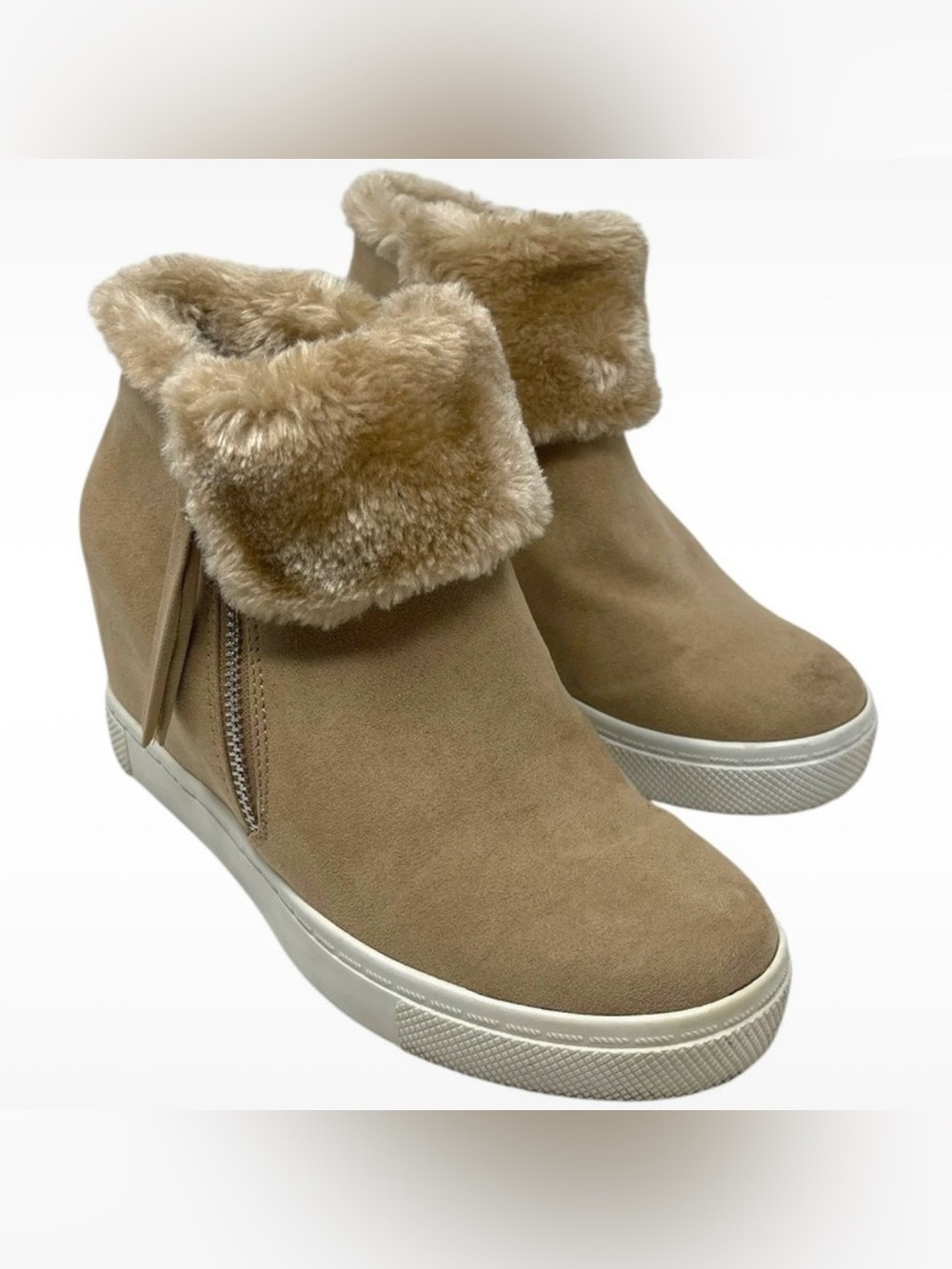 Y2K Style Brash Tan Faux Fur Ankle Wedge Sneakers Zip-Up Boots Women’s Size 6